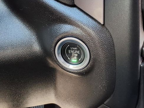 Used 2023 Chevrolet Silverado 1500 Custom image 11