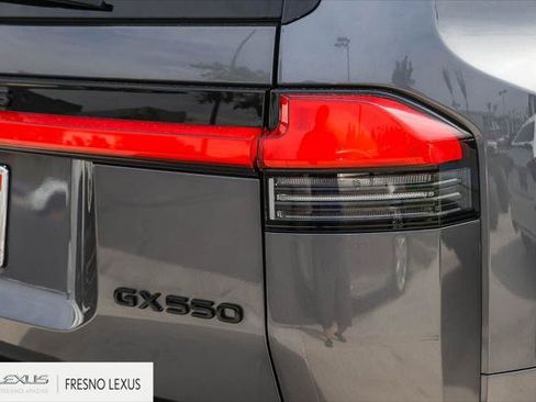 Certified 2024 Lexus GX 550 w/ Accessory Package (Z1) AWD/4WD image 6
