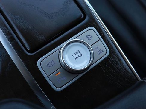 Used 2024 Genesis GV80 3.5T image 19