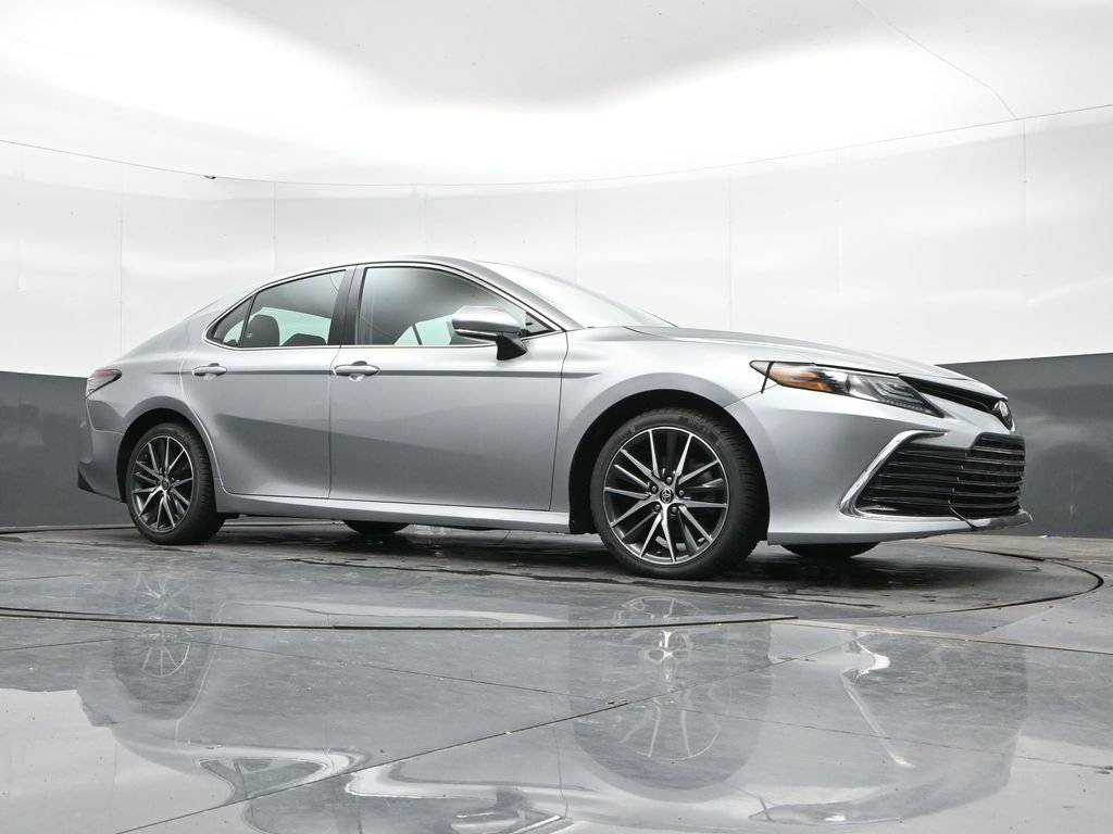 Used 2021 Toyota Camry XLE FWD image 41