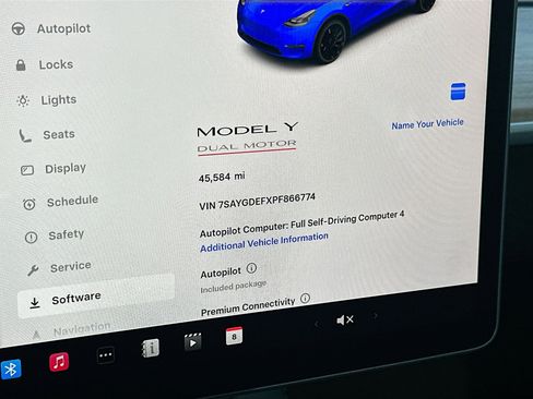 Used 2023 Tesla Model Y Performance image 12
