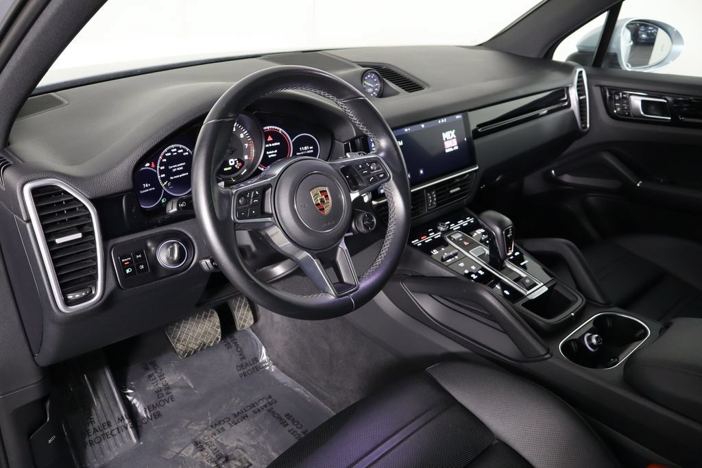 Used 2019 Porsche Cayenne E-Hybrid AWD/4WD image 26