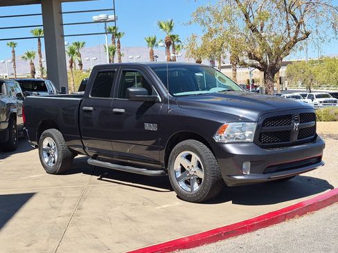 Used 2018 RAM 1500 Express RWD image 7