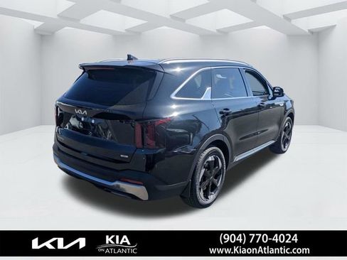 New 2026 Kia Sorento EX w/ EX Premium Package image 3
