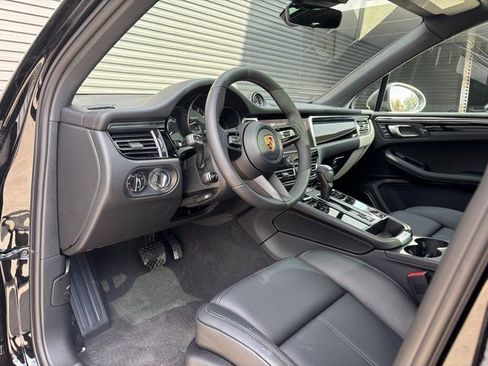 New 2026 Porsche Macan Turbo image 4