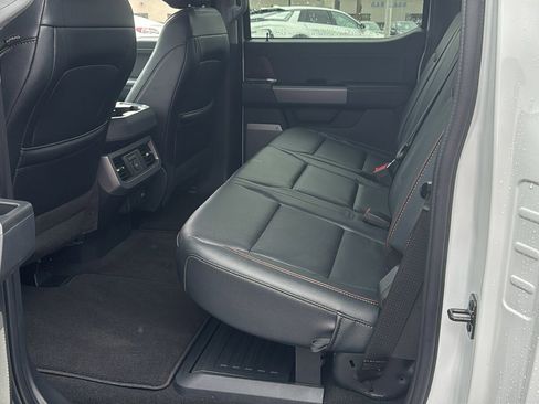 Used 2024 Ford F250 Lariat w/ Lariat Ultimate Package image 28