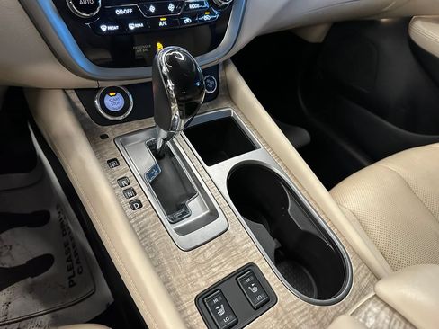 Used 2021 Nissan Murano SL w/ SL Moonroof Package AWD/4WD image 16