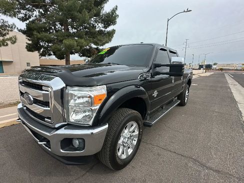 Used 2015 Ford F250 Lariat w/ Lariat Ultimate Package AWD/4WD image 11