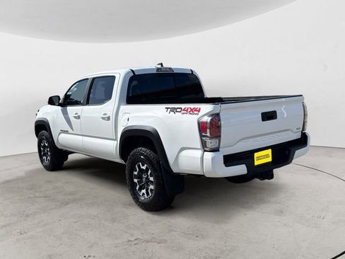 Used 2021 Toyota Tacoma TRD Off-Road image 3