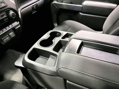 Used 2021 Chevrolet Silverado 1500 Custom image 17