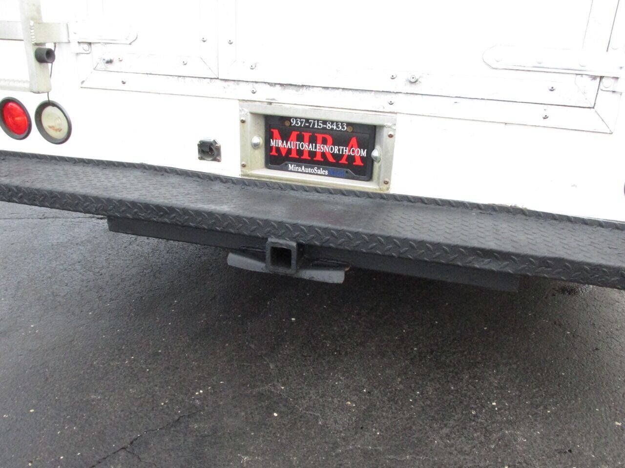 Used 2012 Ford E-350 and Econoline 350 Super Duty w/ PWR Locks & Windows Group RWD image 9