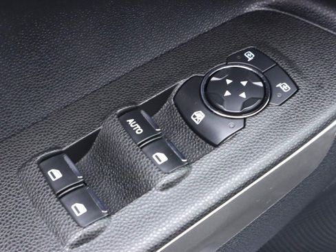 Used 2018 Ford EcoSport SE w/ SE Convenience Package FWD image 31