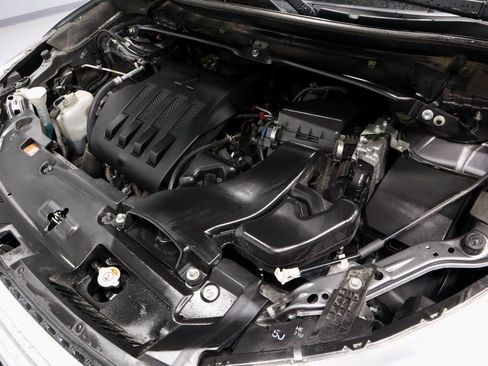 Used 2018 Mitsubishi Eclipse Cross SEL image 18