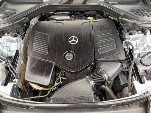 Used 2025 Mercedes-Benz GLC 300 image 28