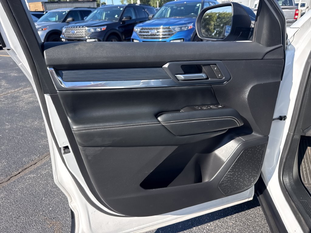 Used 2026 GMC Terrain Elevation FWD image 16