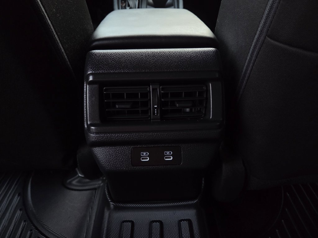 Certified 2025 Honda Accord SE image 19