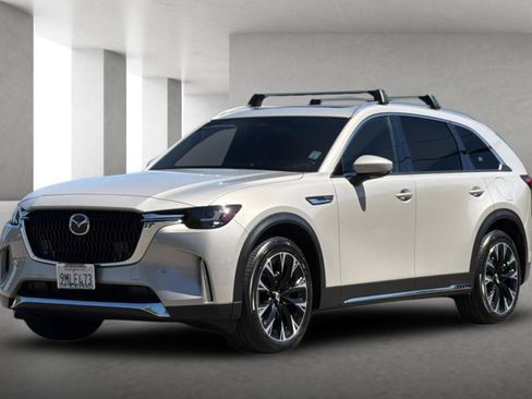 Certified 2024 MAZDA CX-90 Plug-In Hybrid w/ Premium Plus AWD/4WD image 8