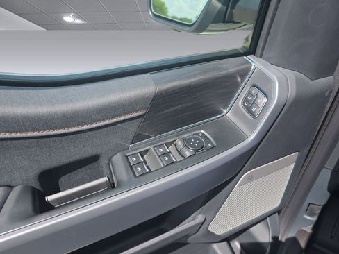 New 2025 Ford F150 Lariat w/ Equipment Group 501A Mid image 21