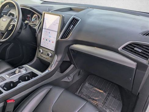 Used 2021 Ford Edge Titanium w/ Equipment Group 301A image 22