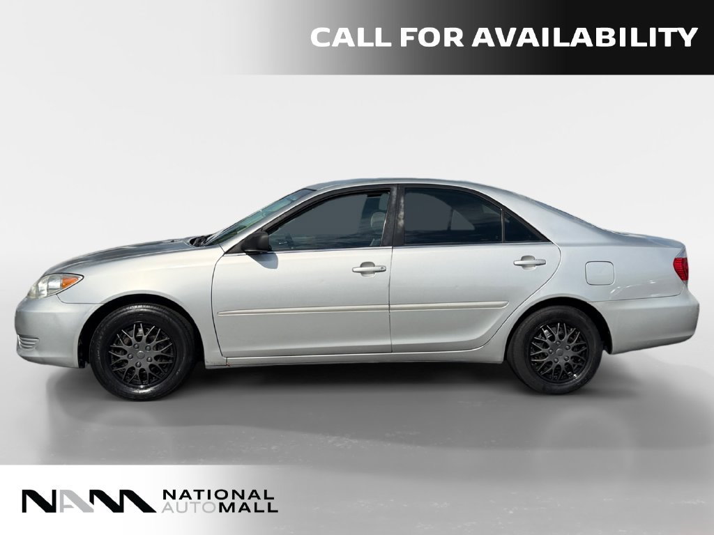 Used 2005 Toyota Camry FWD image 2