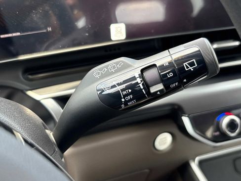 New 2026 Kia Carnival LX image 26