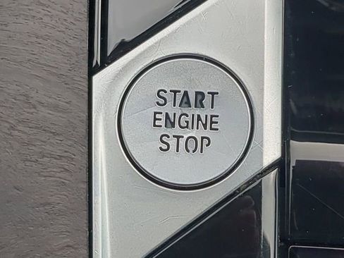 Used 2024 BMW X5 xDrive40i w/ Premium Package image 36