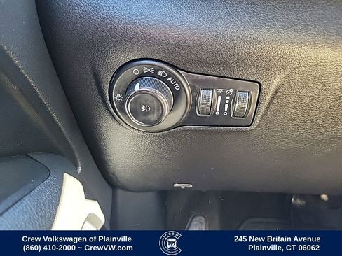 Used 2022 Jeep Compass Trailhawk image 12