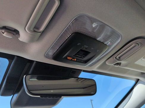 Used 2024 Toyota Prius Prime Premium image 21