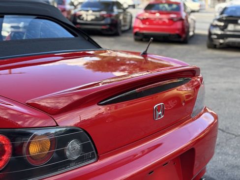 Used 2004 Honda S2000 image 28