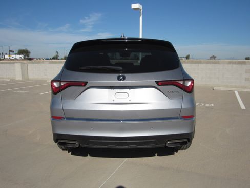 Certified 2023 Acura MDX FWD w/ Technology Package image 7