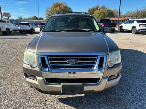 Used 2006 Ford Explorer Eddie Bauer image 10