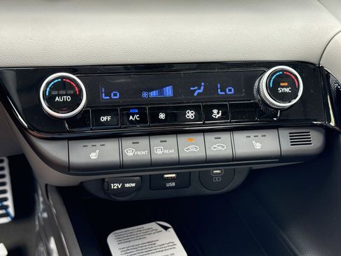 New 2026 Hyundai Elantra SEL Sport Premium image 24