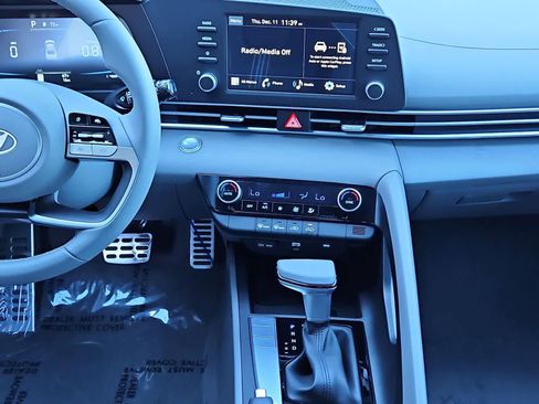 New 2026 Hyundai Elantra Sport FWD image 20