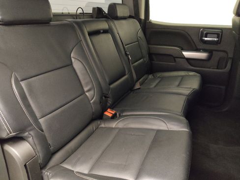 Used 2018 Chevrolet Silverado 1500 LT w/ All Star Edition image 19