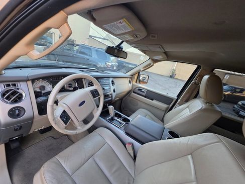 Used 2014 Ford Expedition XLT w/ Equipment Group 201A image 13