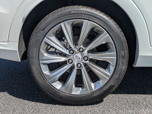 New 2026 Buick Envista Avenir image 12