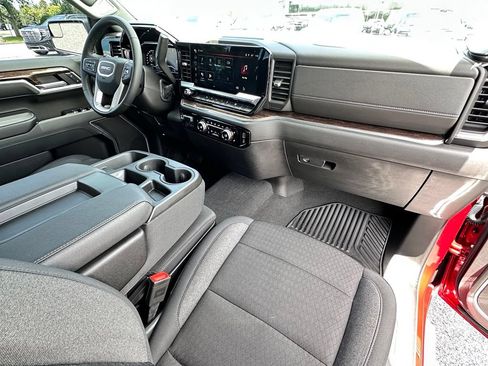 Certified 2024 GMC Sierra 1500 Elevation AWD/4WD image 14
