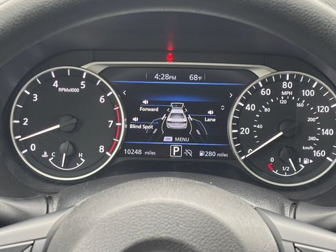 Used 2025 Nissan Sentra SV FWD image 35