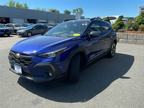 Certified 2025 Subaru Crosstrek 2.5i Limited AWD/4WD image 3