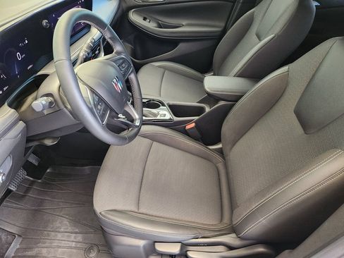 Used 2024 Buick Encore GX Preferred w/ Advanced Technology Package FWD image 12