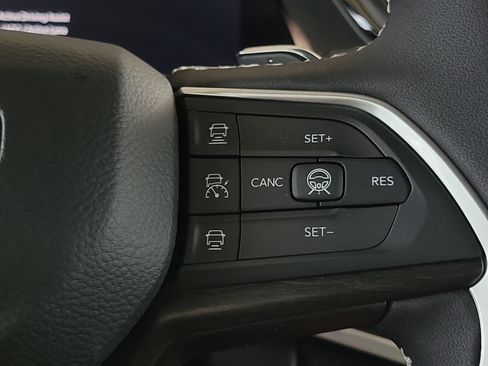 New 2026 Jeep Grand Cherokee L 2WD image 23
