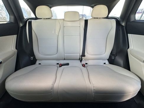 Used 2023 Mercedes-Benz GLC 300 4MATIC image 17