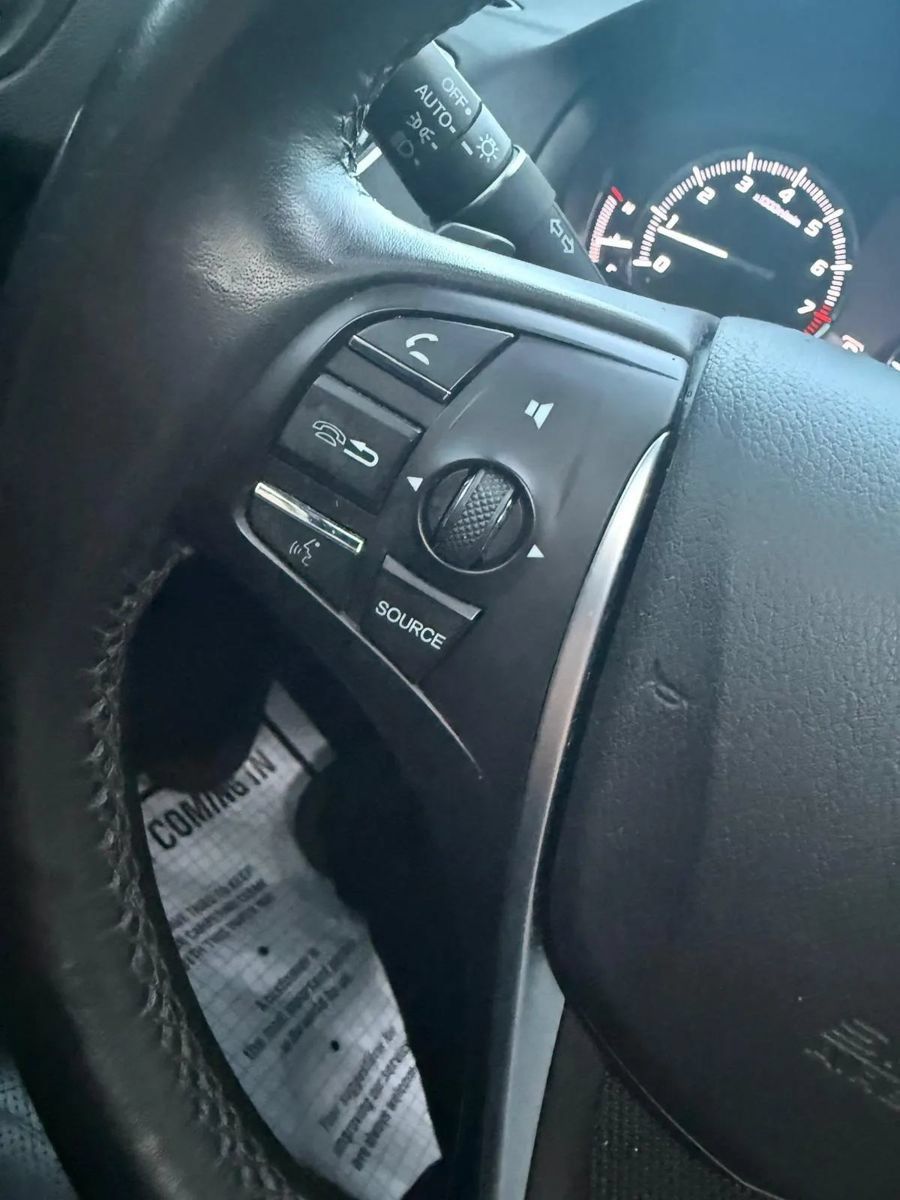 Used 2015 Acura TLX w/ Technology Package FWD image 12