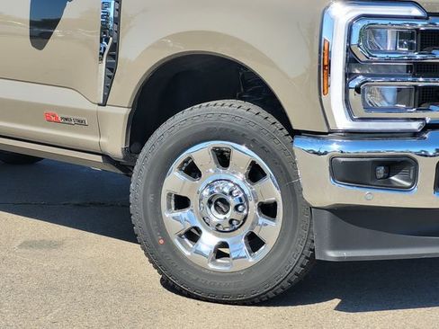 New 2026 Ford F250 King Ranch w/ Chrome Package AWD/4WD image 2