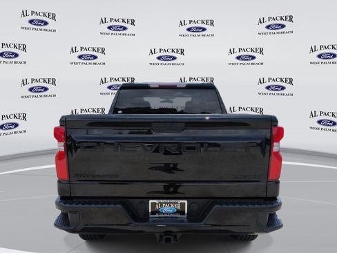 Used 2021 Chevrolet Silverado 1500 Custom w/ LPO, Dark Essentials Package RWD image 4