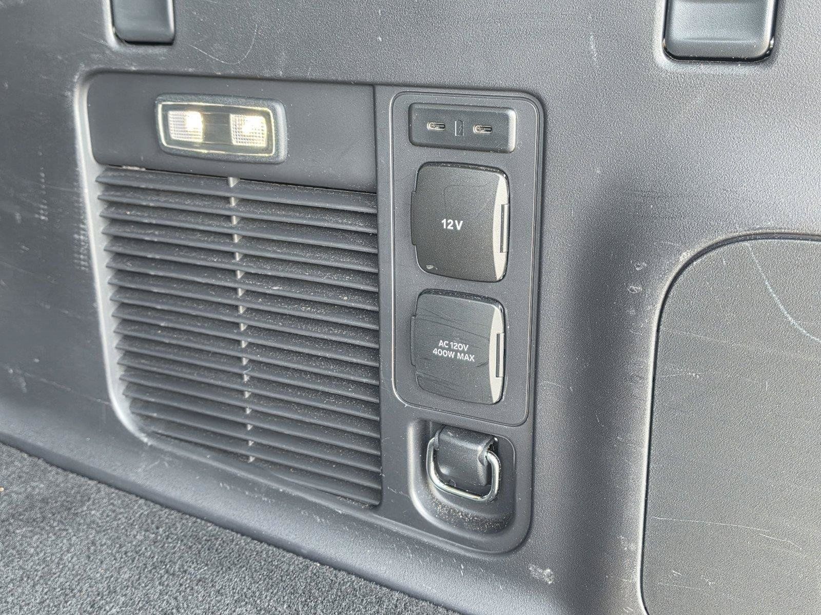 Used 2025 Ford Expedition Max Active AWD/4WD image 38