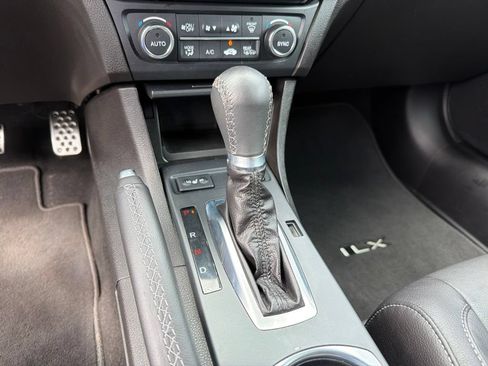 Used 2019 Acura ILX FWD image 15
