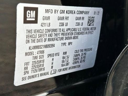 Used 2022 Buick Encore GX Preferred w/ Sport Touring Package FWD image 34