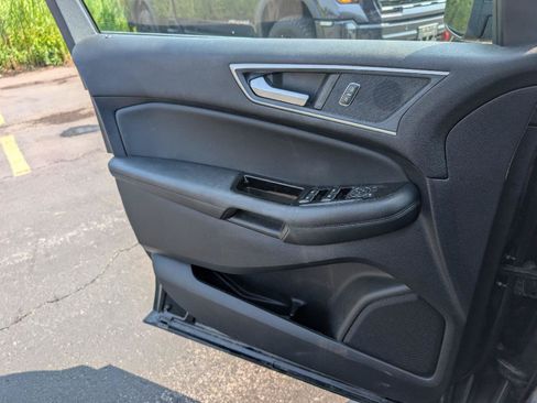 Used 2019 Ford Edge SEL w/ Equipment Group 201A AWD/4WD image 14