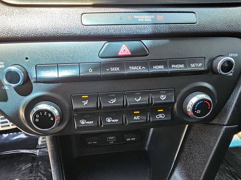Used 2020 Kia Sportage S FWD image 31
